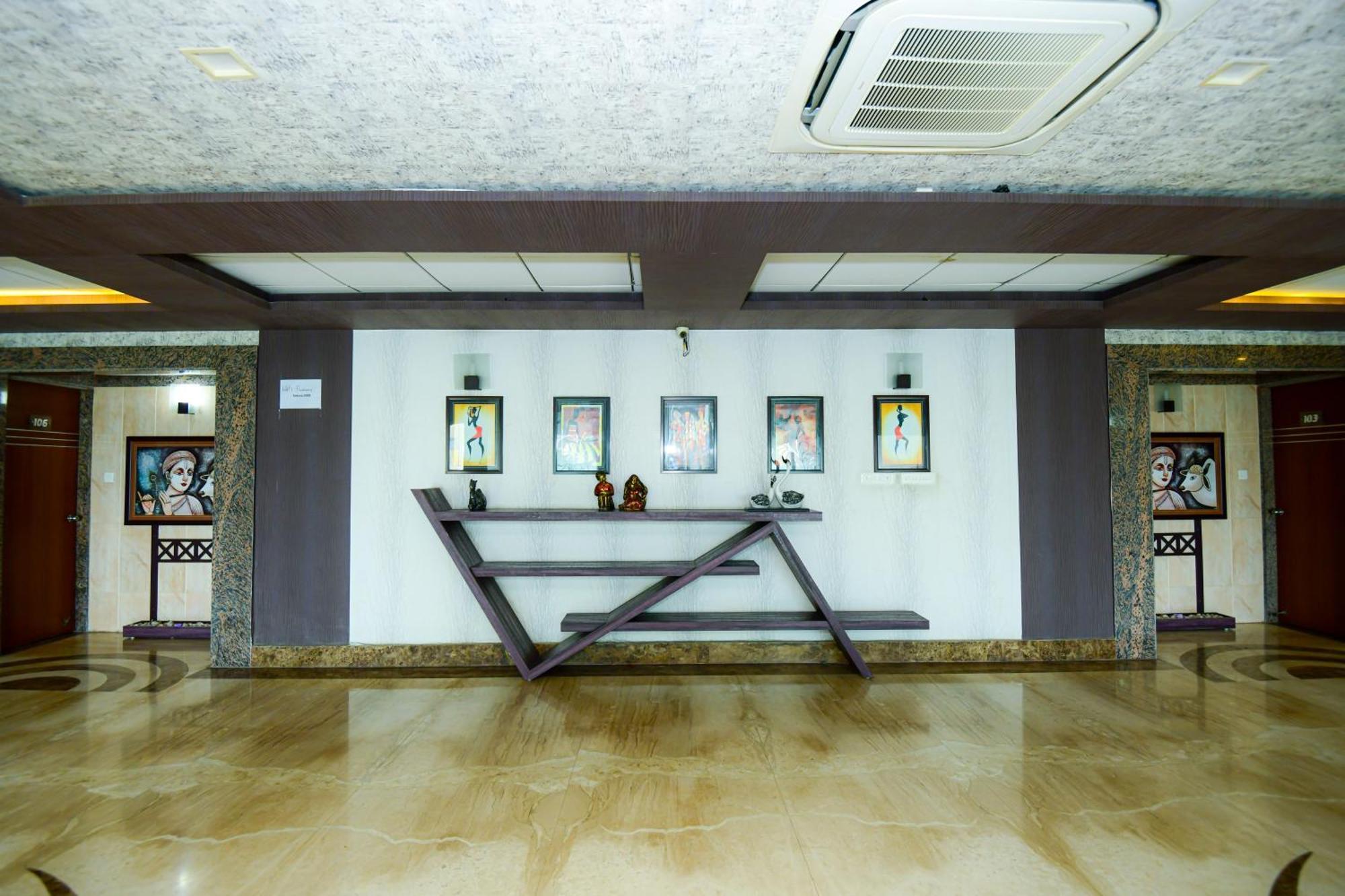 Hotel Lake View Grand Lucknow Ngoại thất bức ảnh
