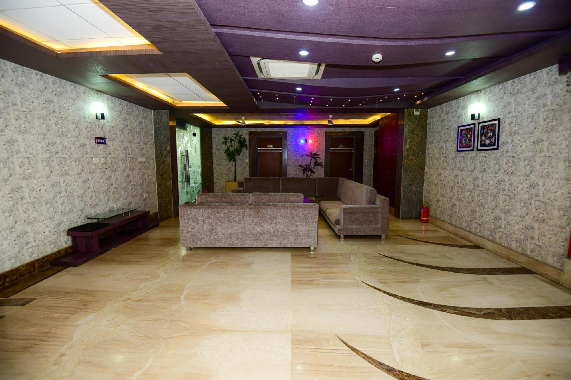 Hotel Lake View Grand Lucknow Ngoại thất bức ảnh